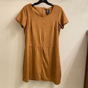 Short sleeve suede brown dress